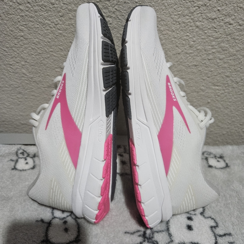 Brooks Signal 3 Running Shoes Size 9 White/ Pink - Picture 7 of 10